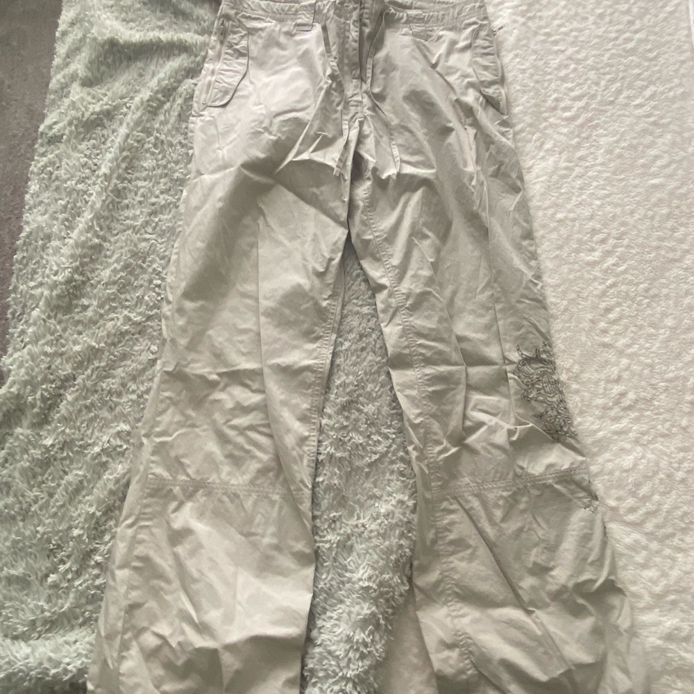 Women’s Light Gray Casual Jeans